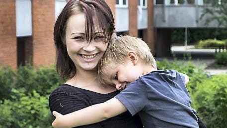 Ditte fik et helt nyt liv, da hun blev gravid med Tristan. Så sluttede et stadig mere destruktivt liv med masser af stoffer.