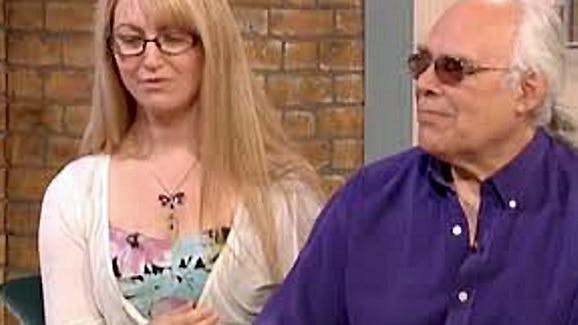 Rachel og Mike fortæller deres historie på ITV's morgen-tv, This Morning.