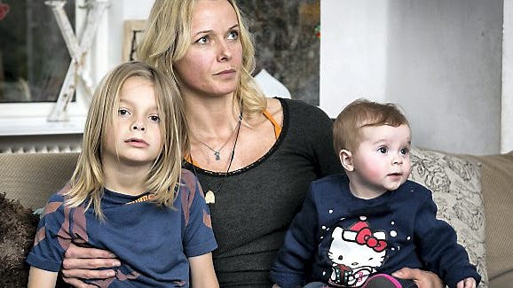 Lise Pilgaard er nu alene med sine to børn - Joshua på 7 år og lille Svea på 8 måneder