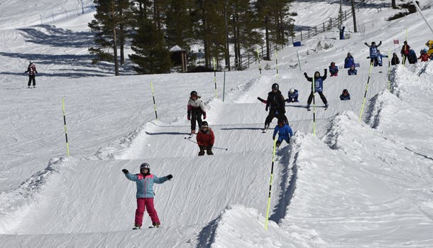 Idre Fjäll i Dalarna i Sverige er familievenligt og godt skiterræn.